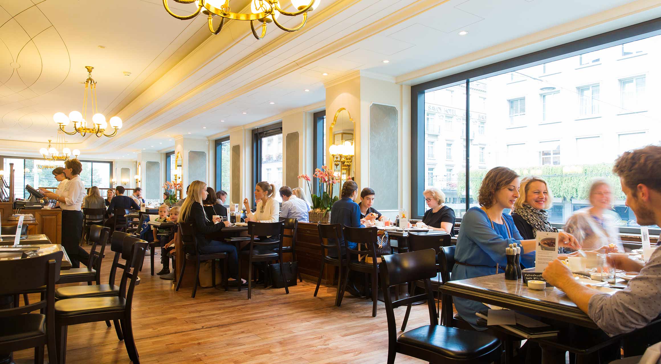 Rénovation du légendaire Café&Restaurant de la Paradeplatz