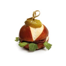 Mini-Laugenbrötchen Bündnerfleisch