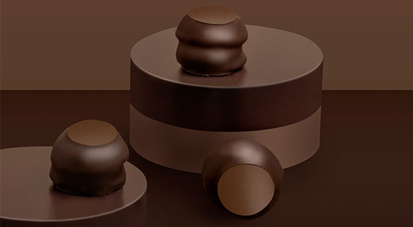 spruengli luxemburgerli bisous champagner